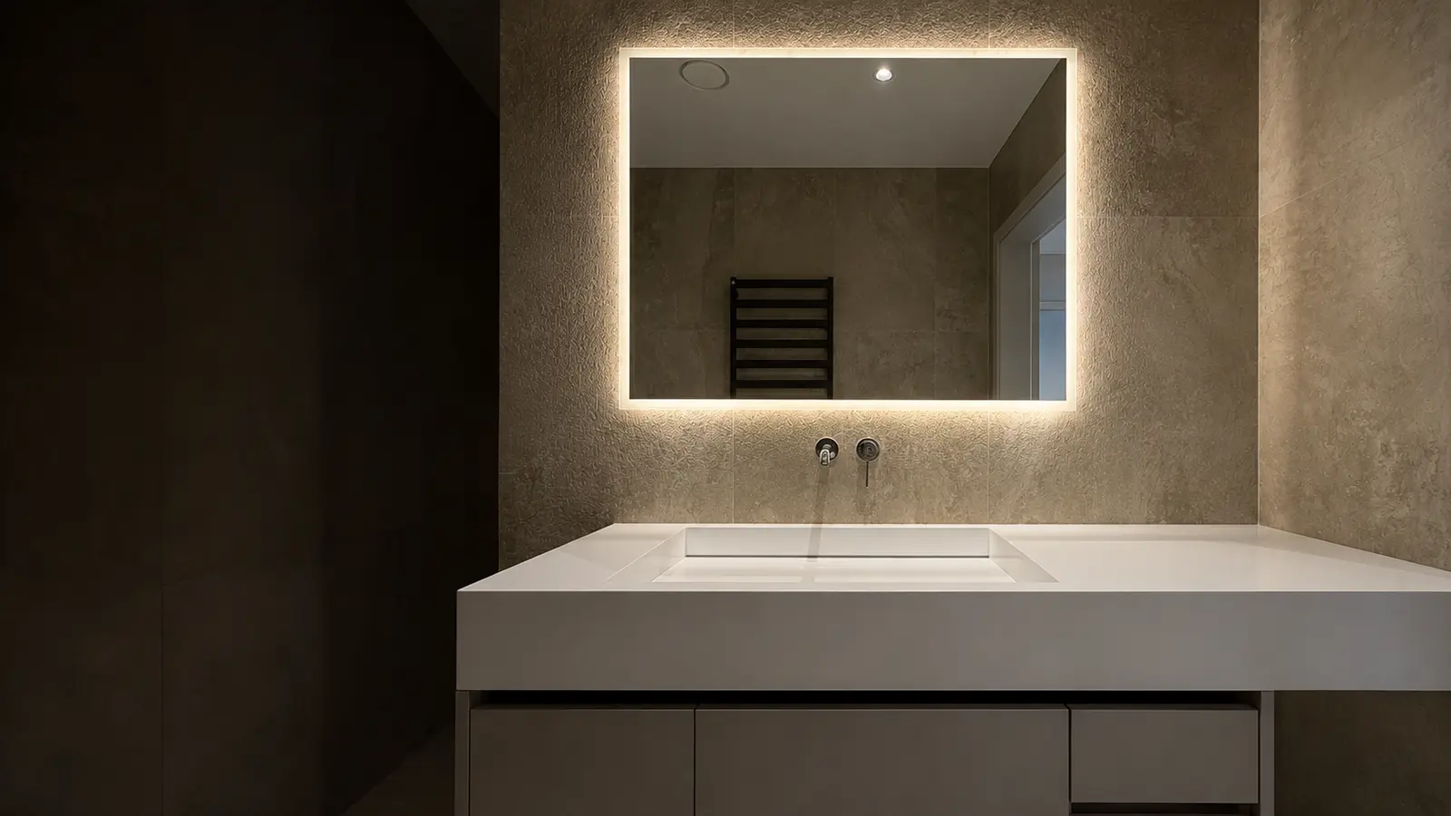 LED veidrodis su apšvietimu Šiauliuose